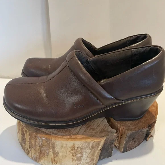 b.o.c. Women's Brown Leather Loafers - Picture 8 of 11